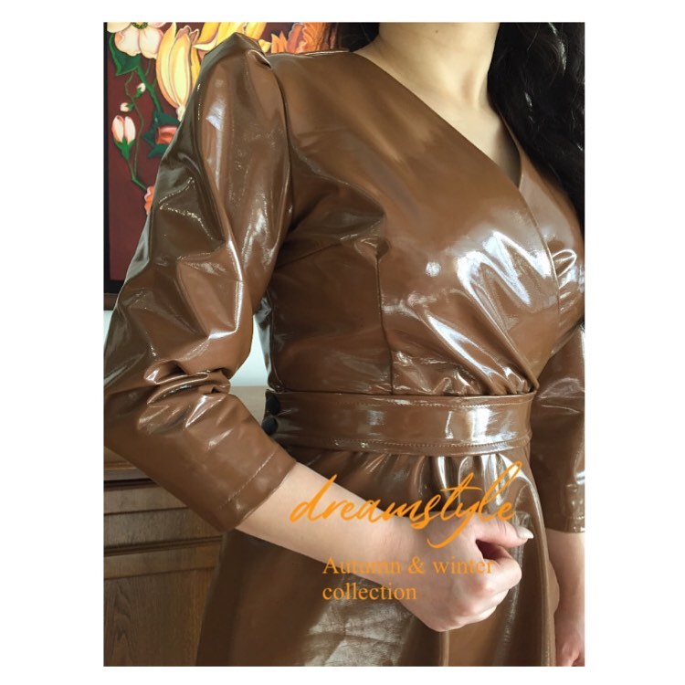 پیراهن زنانه ورنی